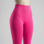 color:hot pink