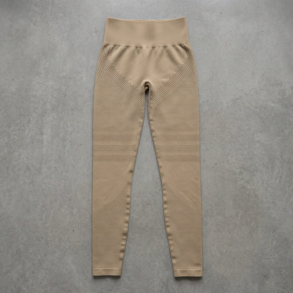 color:beige