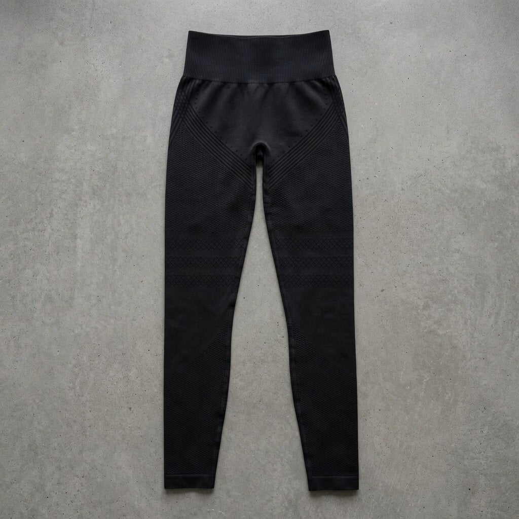color:black