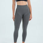 color:gray