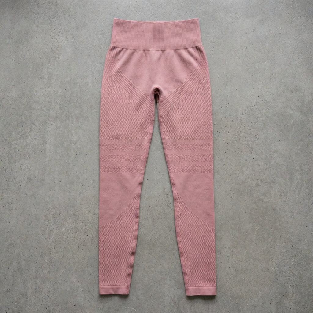 color:strawberry