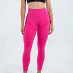 color:hot pink